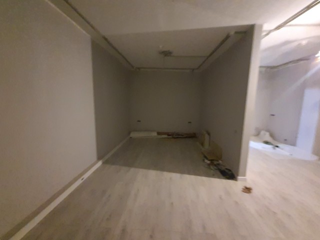 1 комн., 46 м², Монолитно-каркасный, Центр - район пл. Орджоникидзе 8