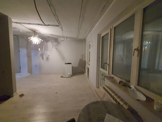 1 комн., 46 м², Монолитно-каркасный, Центр - район пл. Орджоникидзе 10