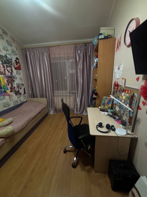 3 комн., 69 м², Блочный, 16 квартал 4