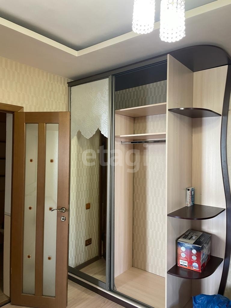 2 комн., 63 м², Инд. планировка 2