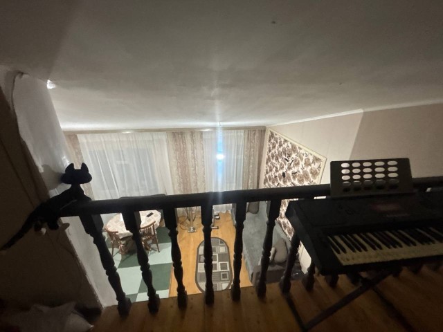 3 комн., 69 м², Блочный, 16 квартал 6