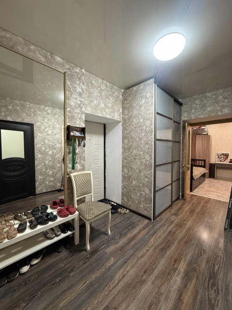 2 комн., 62 м², Инд. планировка, Крытый рынок 2