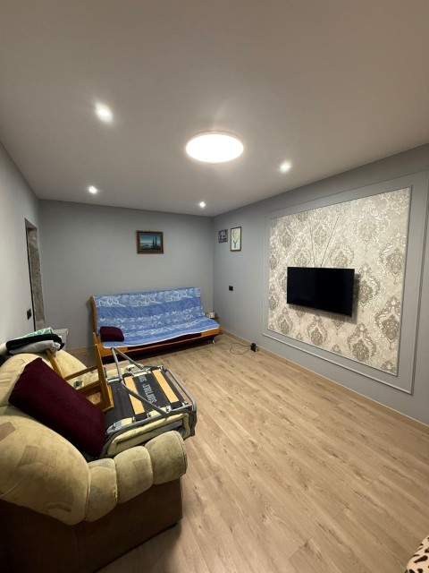 4 комн., 71 м², КПД, Крестьянский рынок, стадион "Туймаада" 2