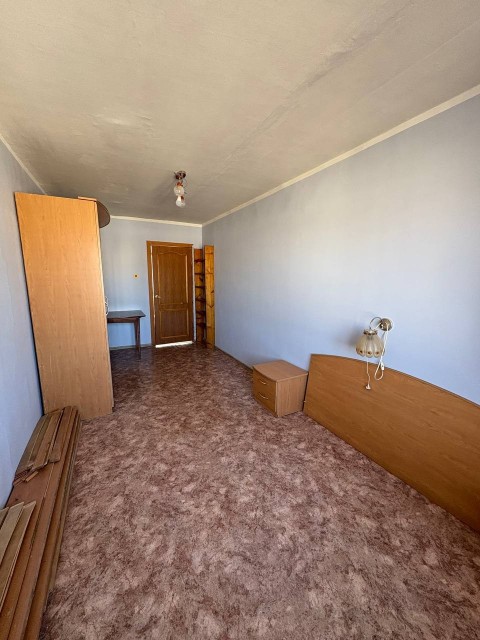 2 комн., 46 м², Блочный, Студгородок 5