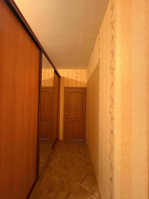 2 комн., 61 м², Блочный, Ильинка 4