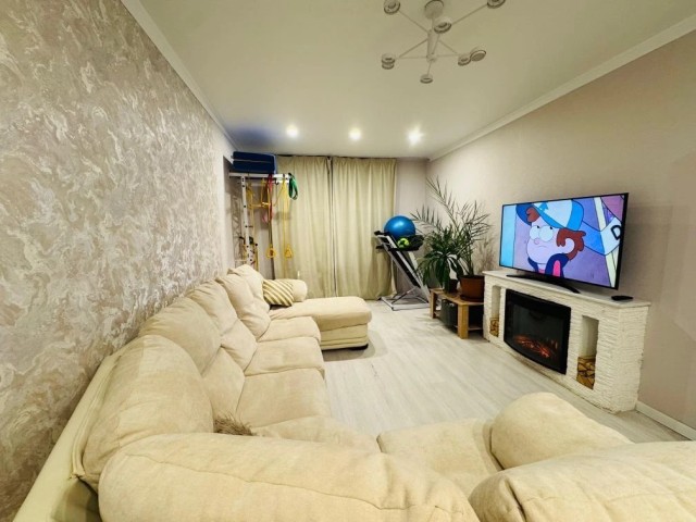 3 комн., 80 м², 112 серия, Сахацирк