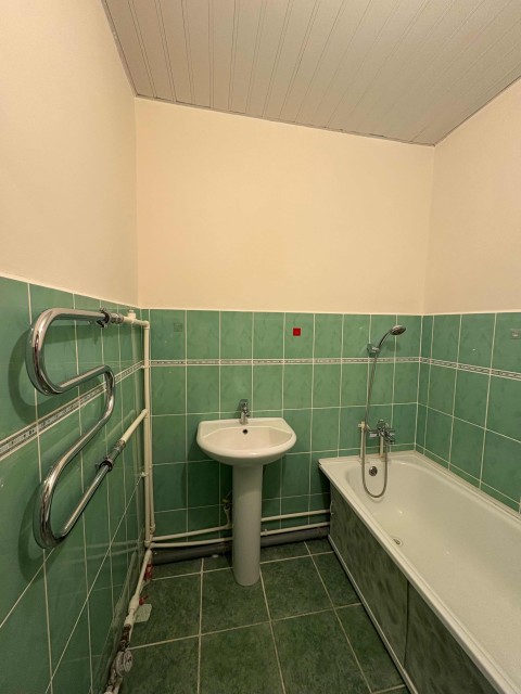 2 комн., 61 м², Блочный, Ильинка 5