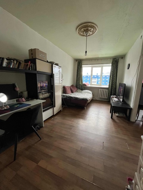 2 комн., 42 м², Сталинка, Крытый рынок 2