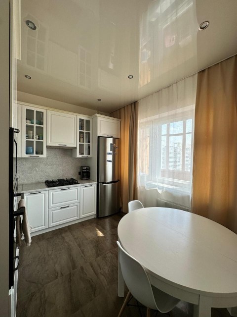 2 комн., 64 м², 112 серия, Центр - район пл. Дружбы