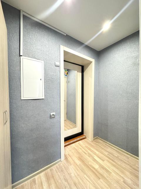 1 комн., Блочный, Центр - район пл. Орджоникидзе 5