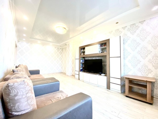 3 комн., Инд. планировка, 103 квартал (Ростелеком)