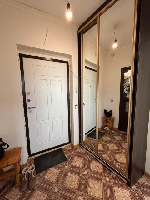 1 комн., 31 м², Блочный, Областная больница, рынок "Манньыаттаах" 3