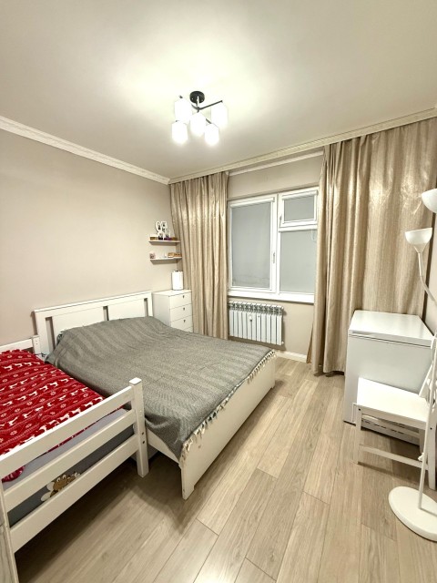 2 комн., 57 м², Монолитно-каркасный, 16 квартал 10