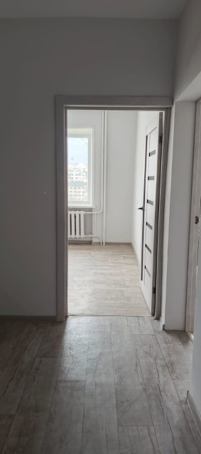 2 комн., 38 м², Блочный, Центр - район пл. Ленина 2