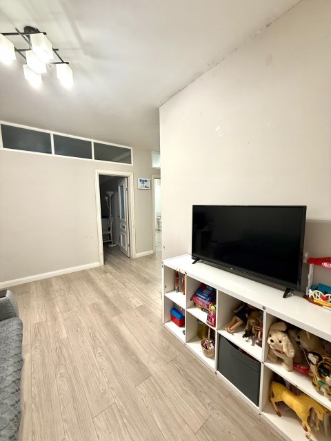 2 комн., 57 м², Монолитно-каркасный, 16 квартал 4