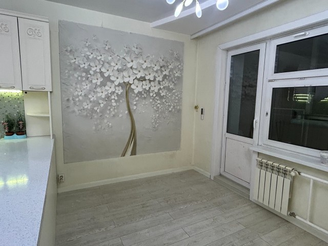 3 комн., 60 м², Монолитно-каркасный, Гимеин 5