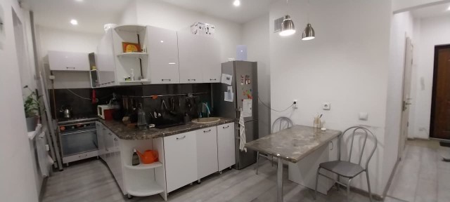 1 комн., Монолитно-каркасный, Областная больница, рынок "Манньыаттаах" 6