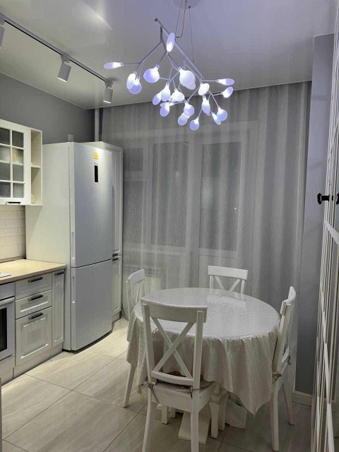 1 комн., 37 м², Монолитно-каркасный, Прометей, ЖК