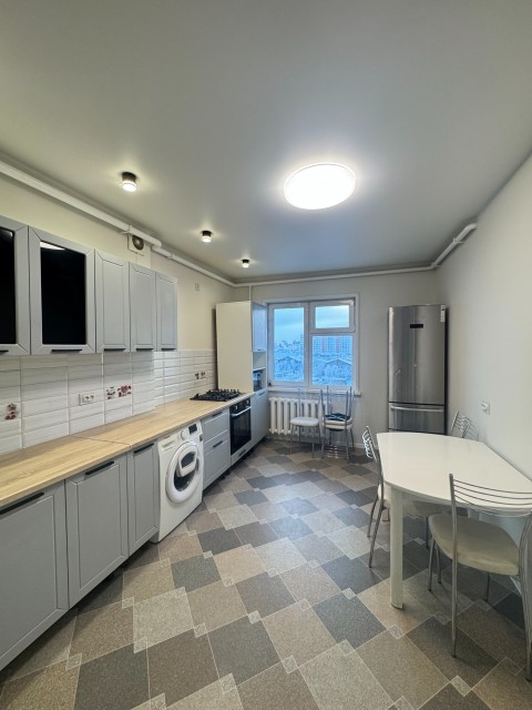 2 комн., Блочный, Авторынок