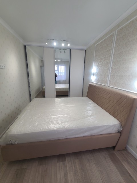 2 комн., 57 м², Монолитно-каркасный, Рынок Столичный 13