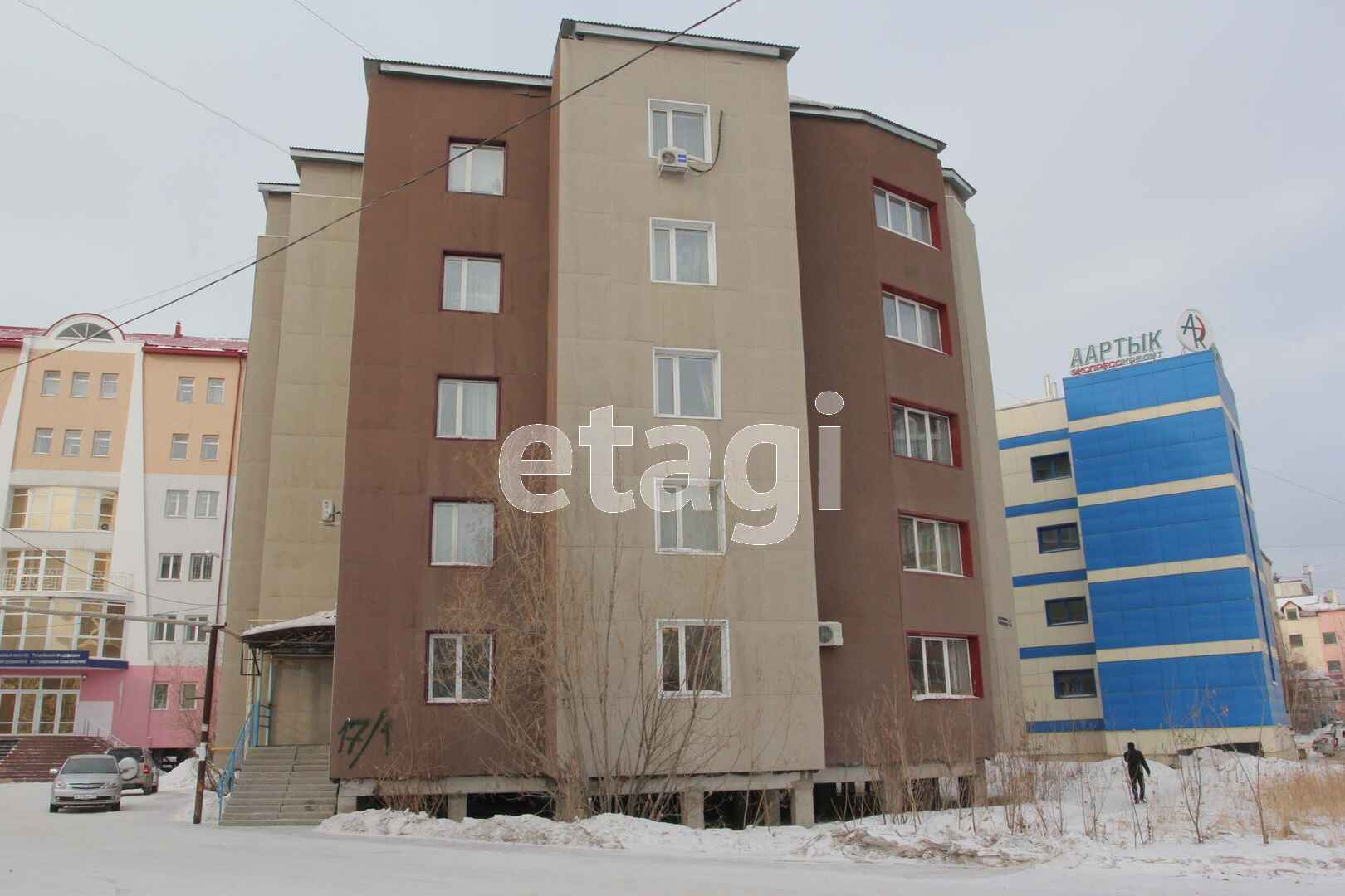 3 комн., 92 м², Инд. планировка 9