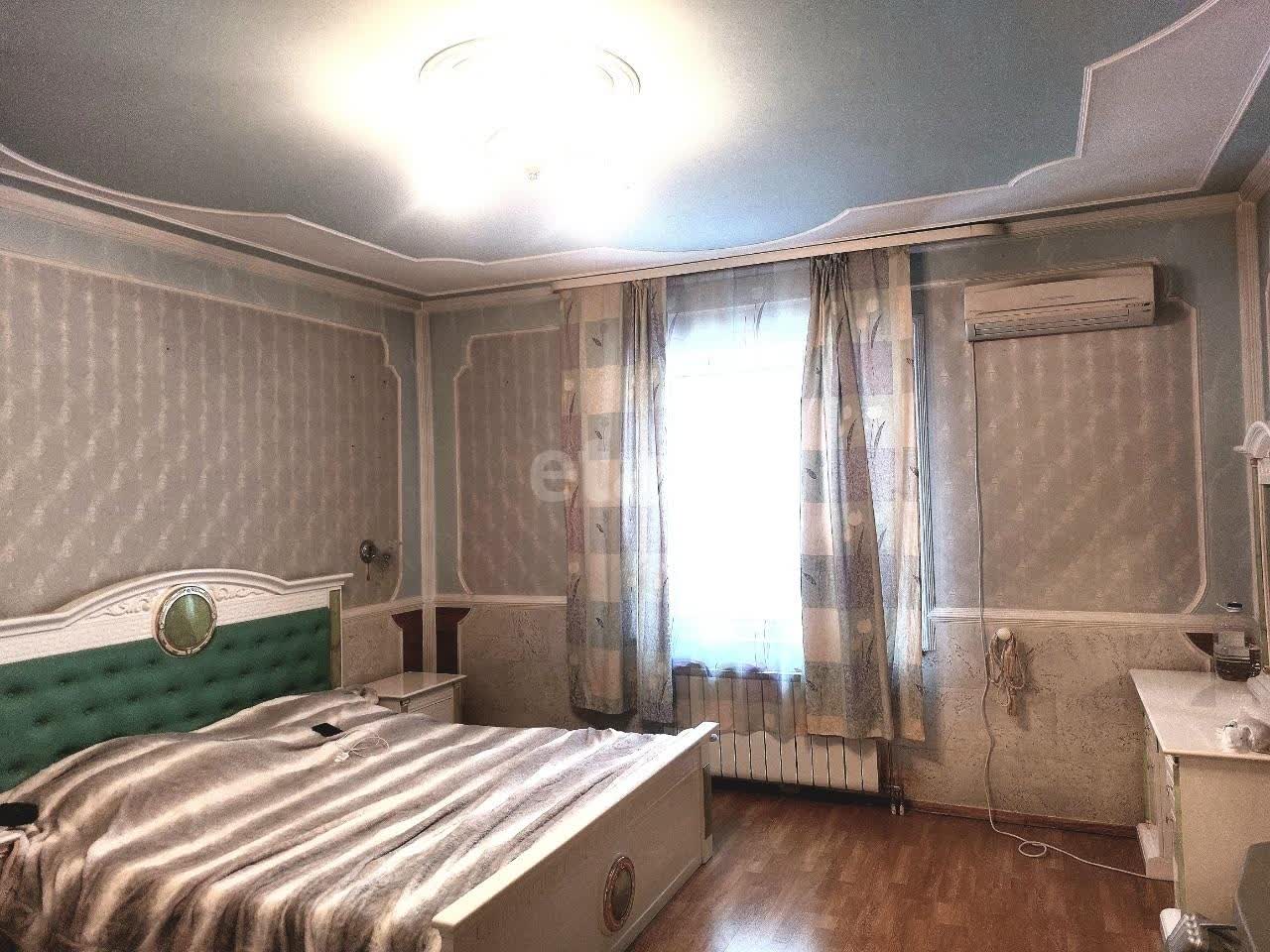 3 комн., 92 м², Инд. планировка 4