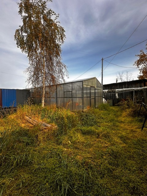 3 комн., Дерев. б/у, Рынок Столичный 8