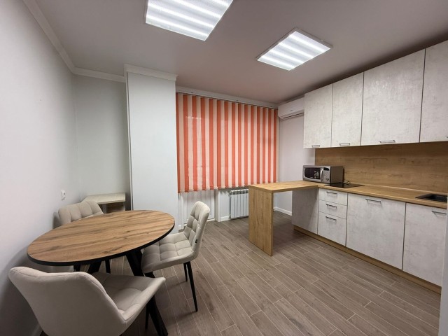 2 комн., 61 м², Монолитно-каркасный, Дом быта 4