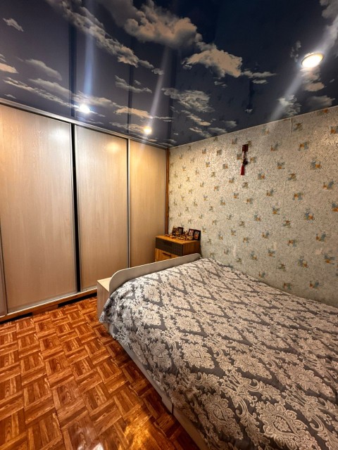 3 комн., Дерев. б/у, Рынок Столичный 14