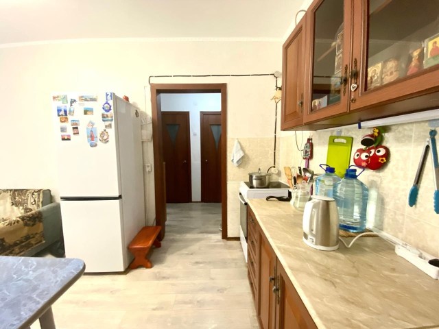 2 комн., 35 м², Блочный, Крытый рынок 9