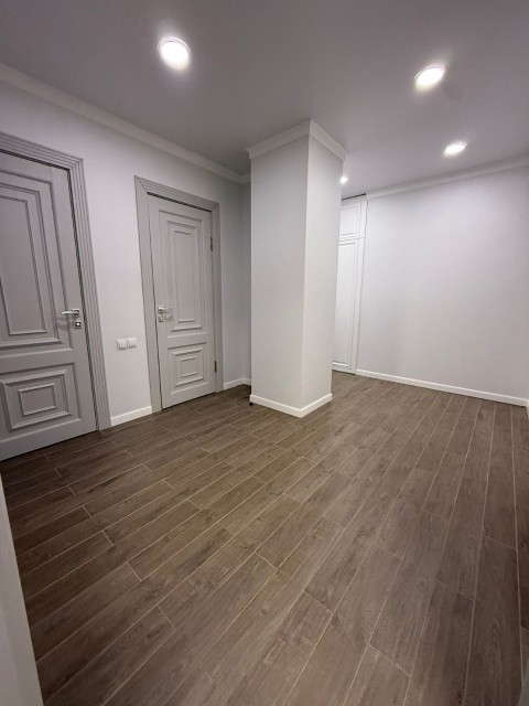 2 комн., 61 м², Монолитно-каркасный, Дом быта 5