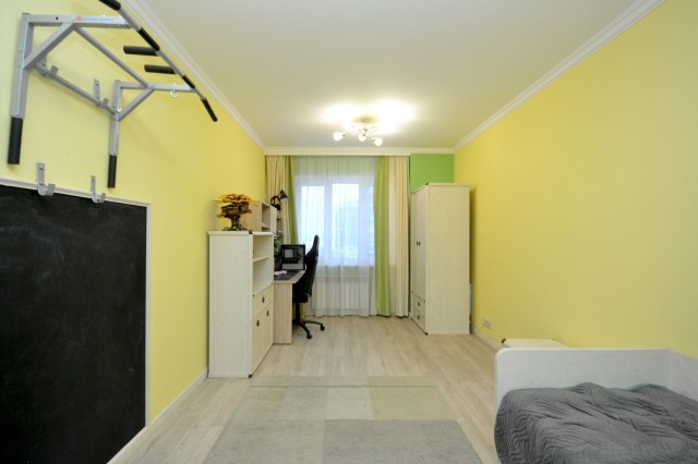 4 комн., 114 м², Монолитно-каркасный, 203 мкрн. 9