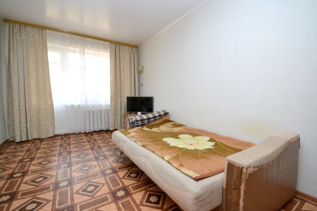 2 комн., 46 м², КПД, Дом быта 6