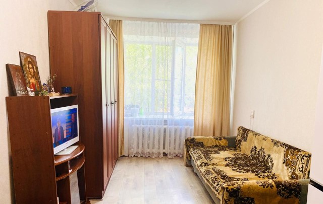 2 комн., 35 м², Блочный, Крытый рынок 4