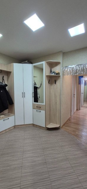 3 комн., КПД, Центр - район пл. Орджоникидзе 10