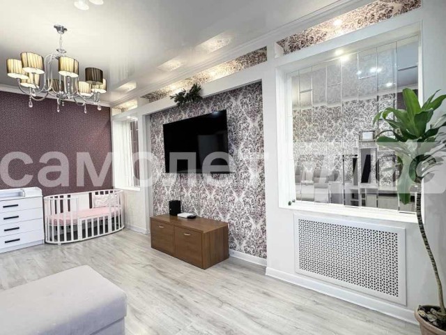 3 комн., 71 м², Блочный, Глазная больница 5