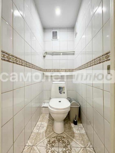 3 комн., 71 м², Блочный, Глазная больница 19