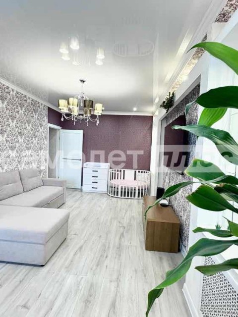 3 комн., 71 м², Блочный, Глазная больница