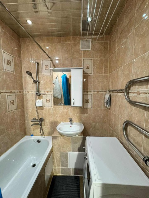 1 комн., 45 м², Блочный 9