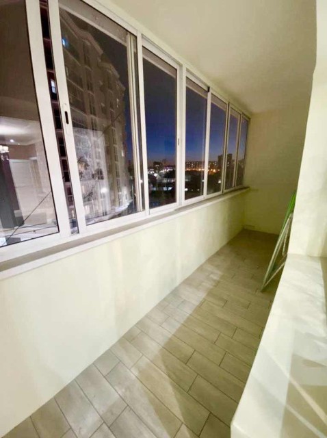 3 комн., 71 м², Блочный, Глазная больница 17