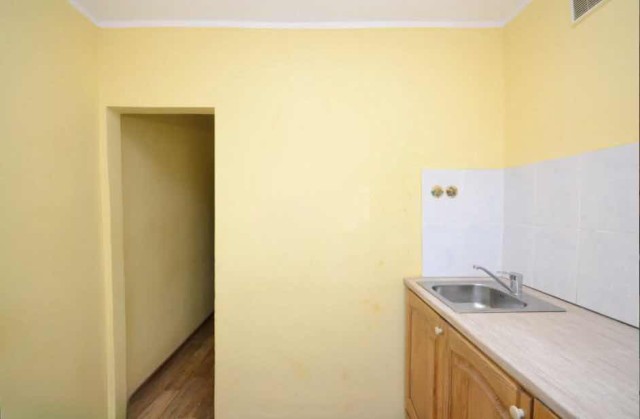 2 комн., 42 м², Блочный, Центр - район пл. Орджоникидзе 7