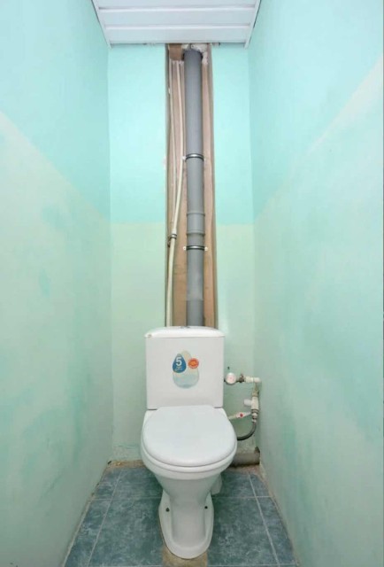 2 комн., 42 м², Блочный, Центр - район пл. Орджоникидзе 9