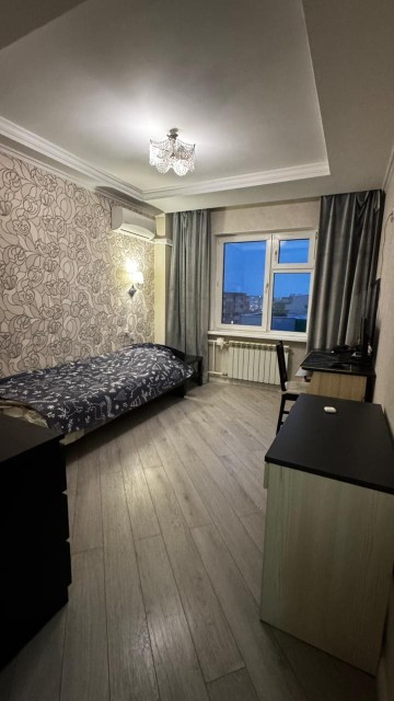 3 комн., 91 м², Монолитно-каркасный, Площадь Победы 5