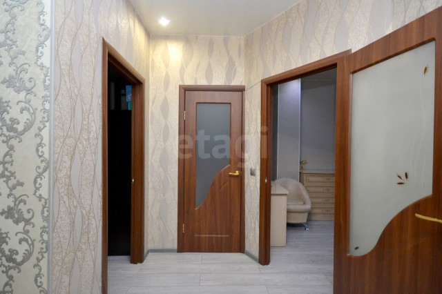 2 комн., 69 м², 112 серия, Крестьянский рынок, стадион "Туймаада" 6