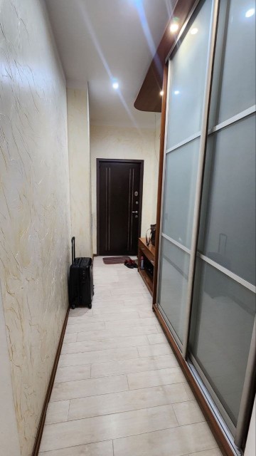 4 комн., 101 м², 112 серия, Областная больница, рынок "Манньыаттаах" 13