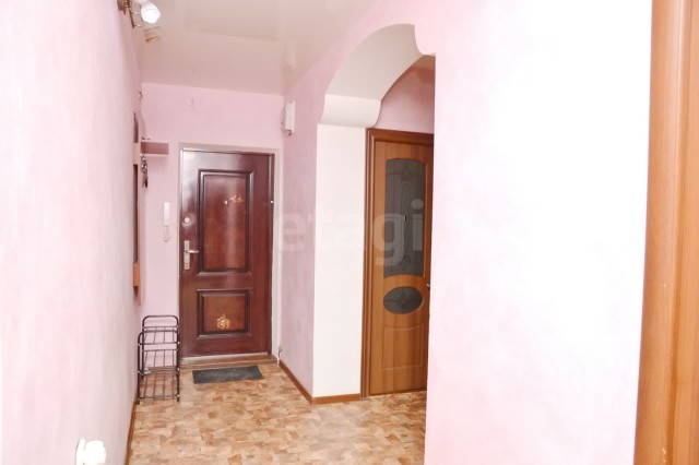 3 комн., 73 м², Блочный, Авиапорт