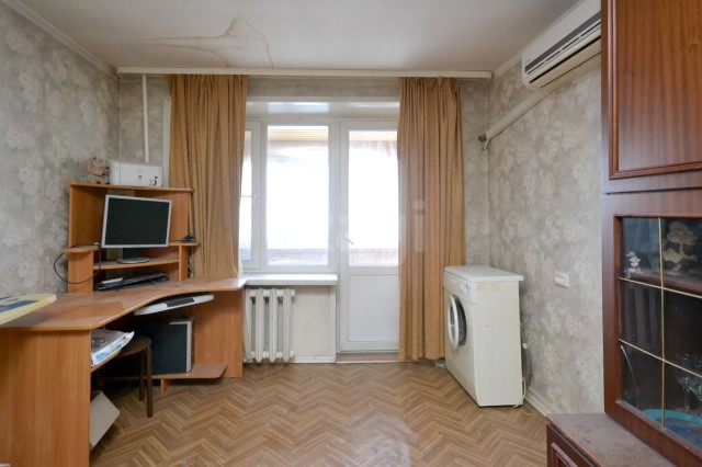 3 комн., 59 м², Хрущевка, Центр - район пл. Орджоникидзе 8