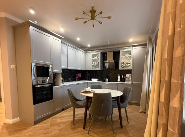 4 комн., 96 м², Монолитно-каркасный, 203 мкрн. 2