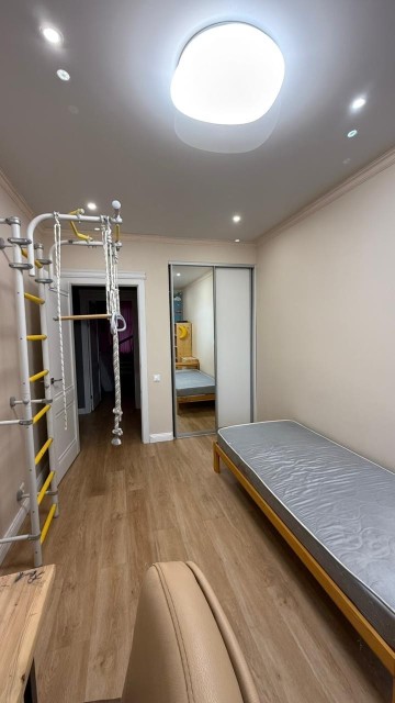 4 комн., 96 м², Монолитно-каркасный, 203 мкрн. 13