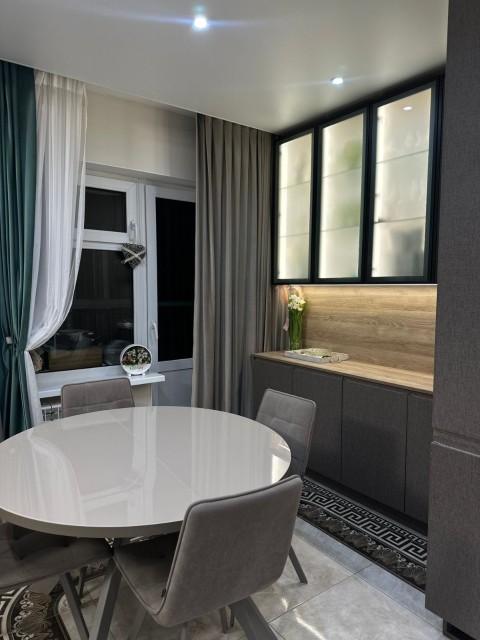 3 комн., 89 м², Инд. планировка, Крестьянский рынок, стадион "Туймаада" 2